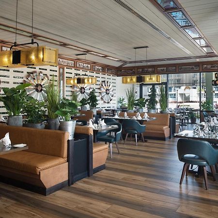 Ocean Eden Bay - All Inclusive Spring Rises Exteriör bild Interior of the restaurant