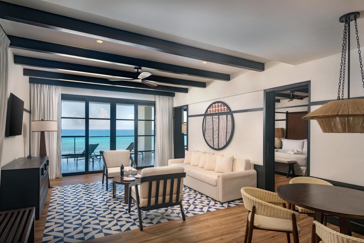 Ocean Eden Bay - All Inclusive Spring Rises Exteriör bild Suite at the Hilton Garden Inn, Cancun