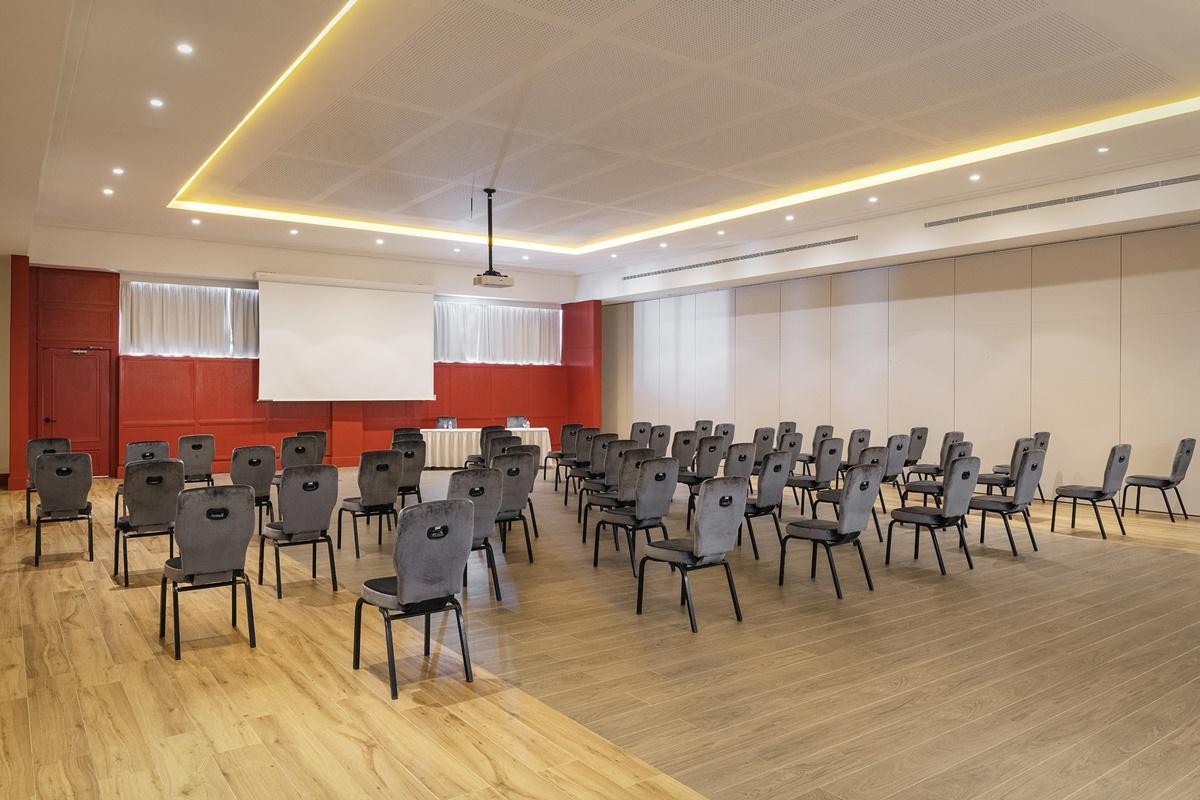 Ocean Eden Bay - All Inclusive Spring Rises Exteriör bild Meeting room