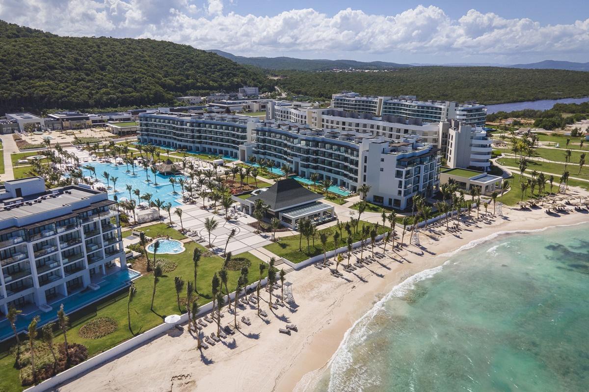 Ocean Eden Bay - All Inclusive Spring Rises Exteriör bild Hard Rock Hotel in Montego Bay, Jamaica