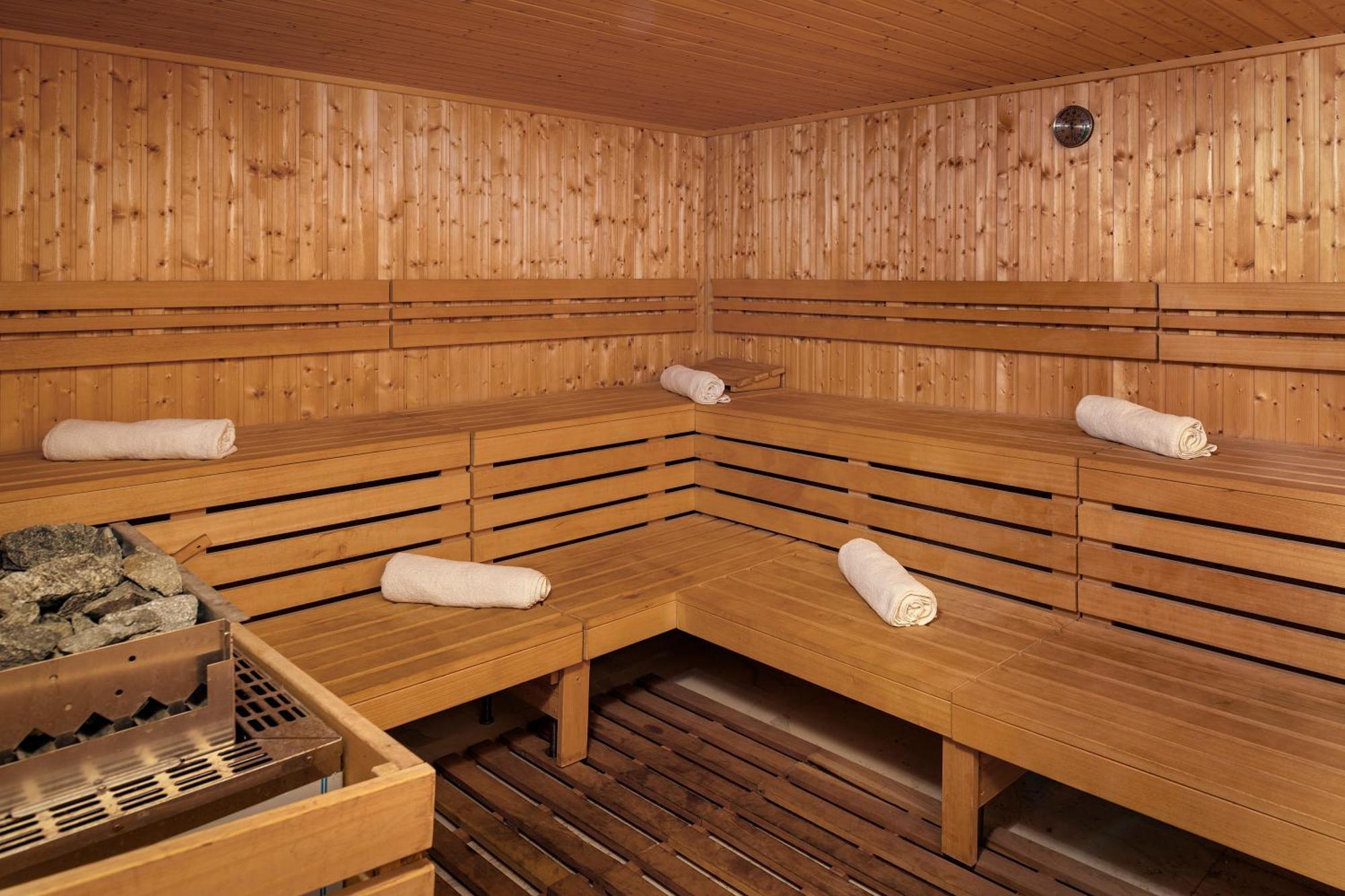 Ocean Eden Bay - All Inclusive Spring Rises Exteriör bild A Finnish sauna